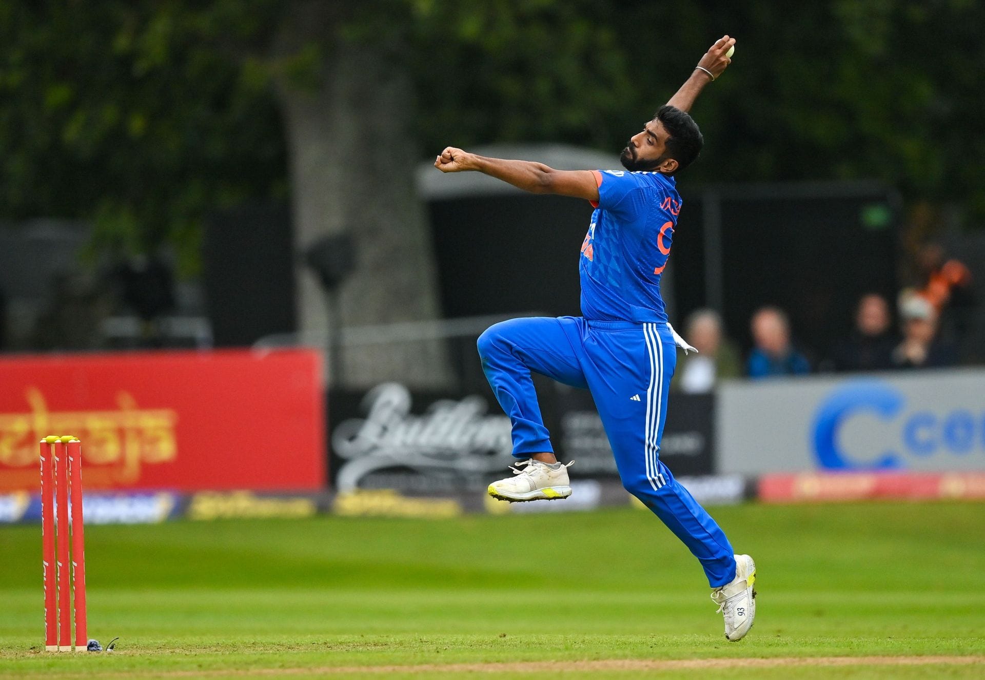 Jasprit Bumrah conceded 33 runs in his last two overs. [P/C: Getty]