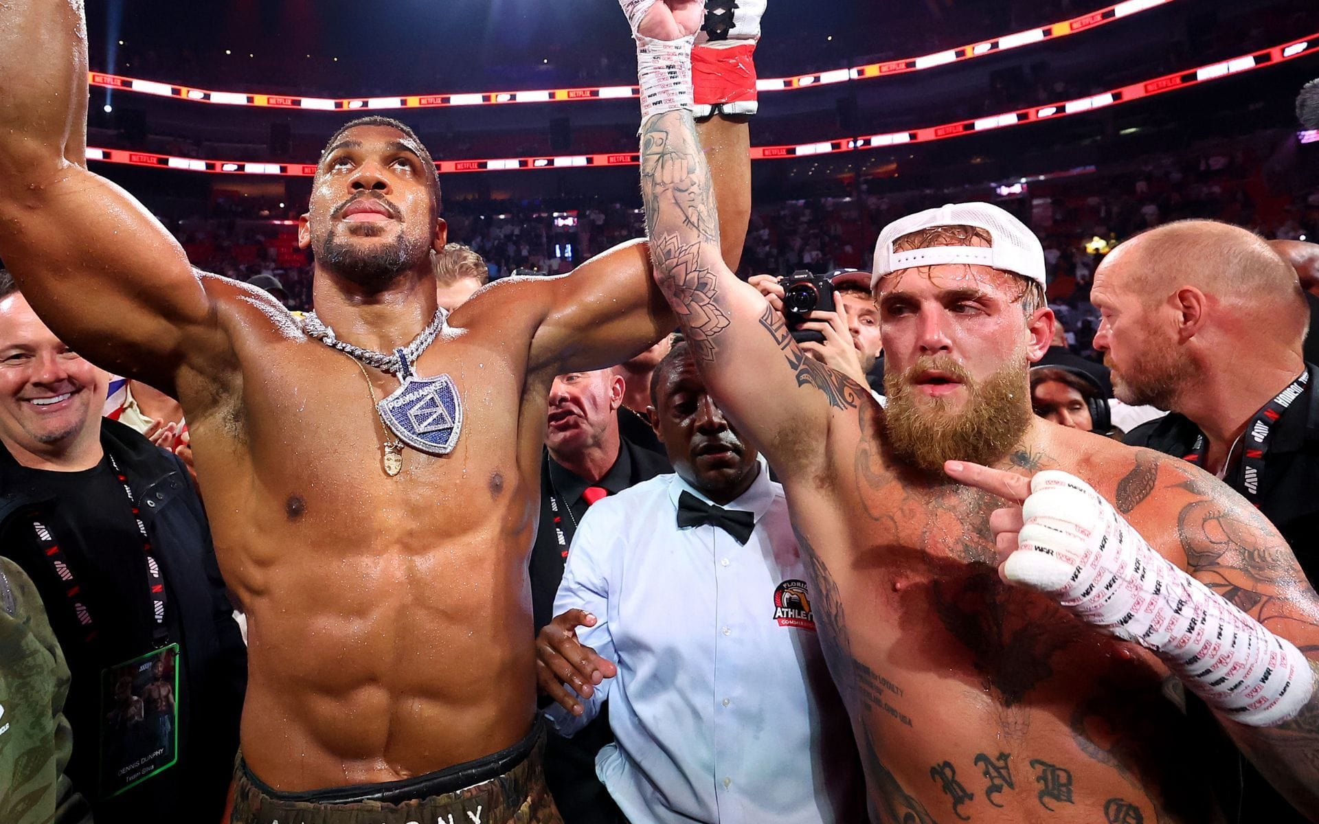 "It was weird, right?" - Former UFC star questions entire Jake Paul vs. Anthony Joshua fight