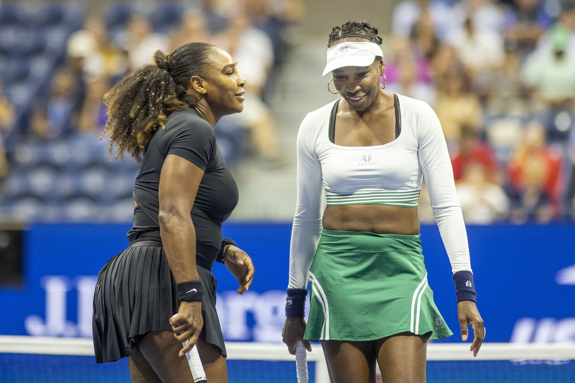 Serena Williams and Venus Williams at the US Open 2022. (Photo: Getty)
