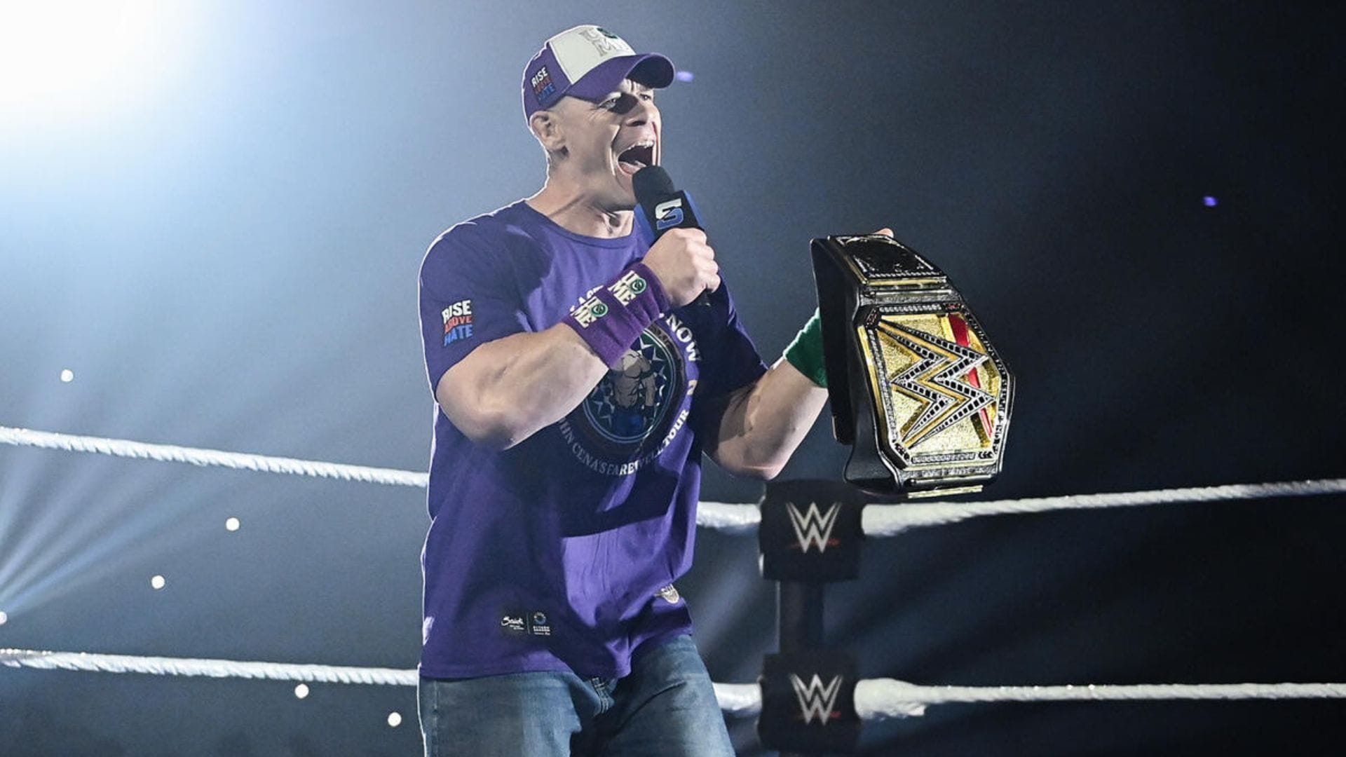 "Never speaks bad about anybody" - John Cena calls former WWE Champion the "nicest human being"