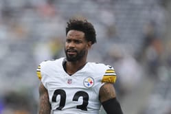 Eagles insider weighs in on Darius Slay "forcing his way" into Philadelphia as CB declines to report to Bills after waiver claim