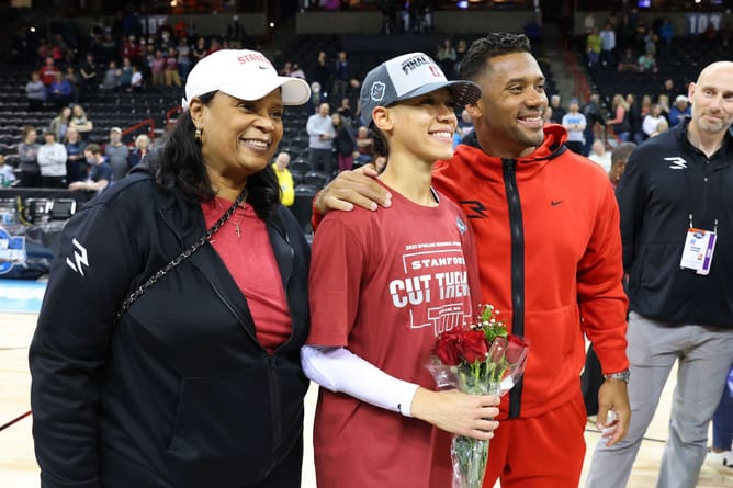 “Tired of you men cutting down my son”: Russell Wilson’s mom Tammy hits back at Trevone Boykin for criticizing Giants QB’s Thanksgiving dinner