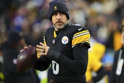 “Aaron Rodgers created circus-like atmosphere in Green Bay”: NFL analyst accuses 4x NFL MVP of ruining Steelers culture by repeating earlier mistakes