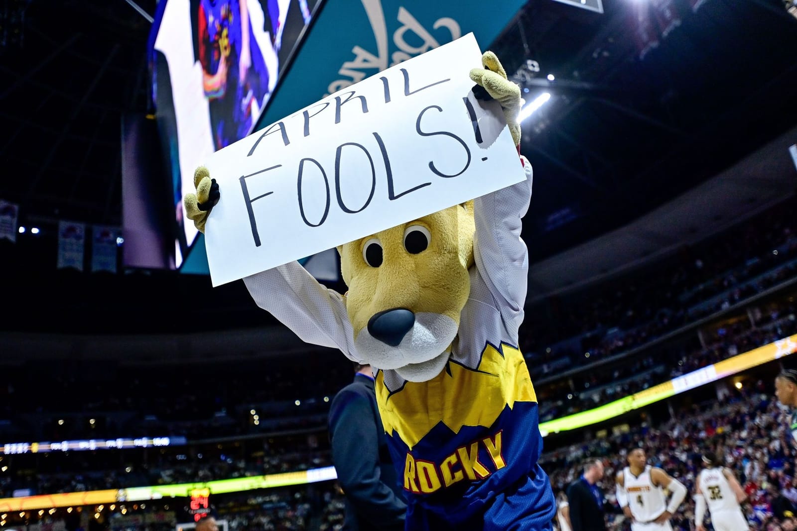 Who is the Denver Nuggets' mascot, Rocky the Mountain Lion?