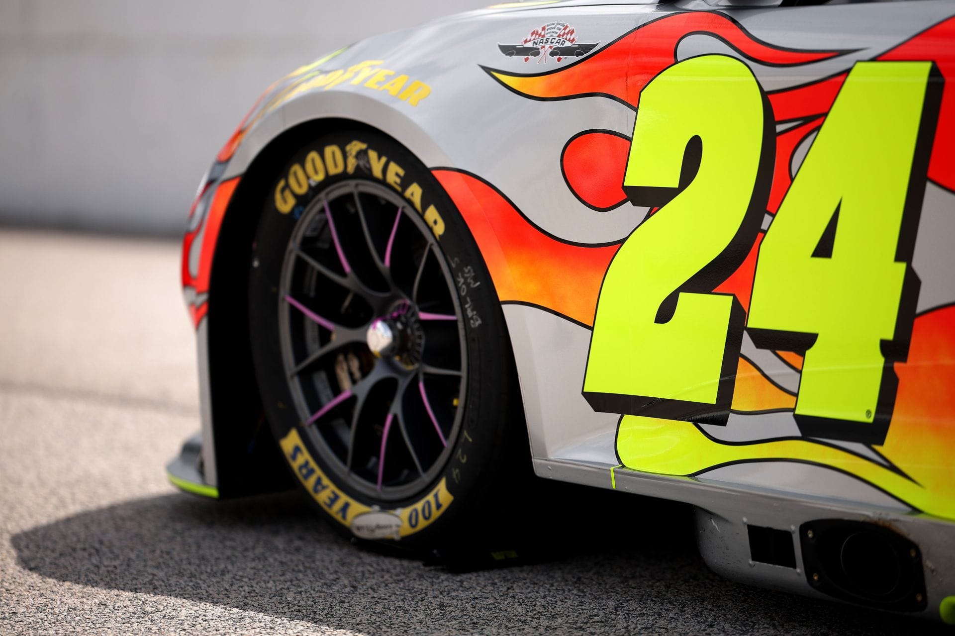 “This is absolutely horrendous”: Fans slam HMS as the team unveils William Byron’s 2026 NASCAR livery