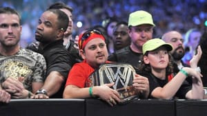 "My time is coming" - Popular WWE Superstar reacts to an emotional fan crying over his recent loss