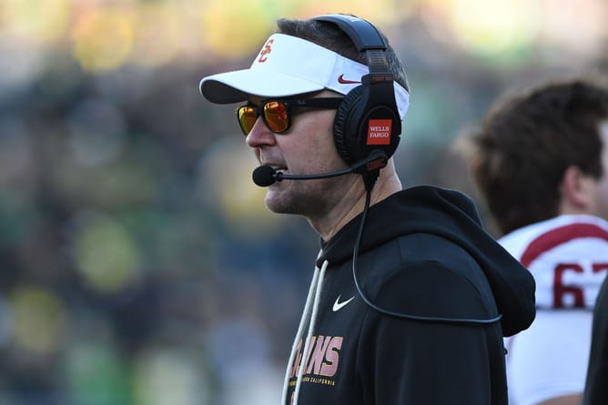 "Lincoln Riley won't be there," "Poverty program": CFB fans roast USC as Trojans face massive setback for 2028