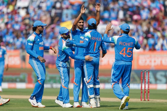 Teammates burst out laughing as Team India star delivers speech for winning Impact Player medal post IND vs SA 2025 3rd ODI [Watch]