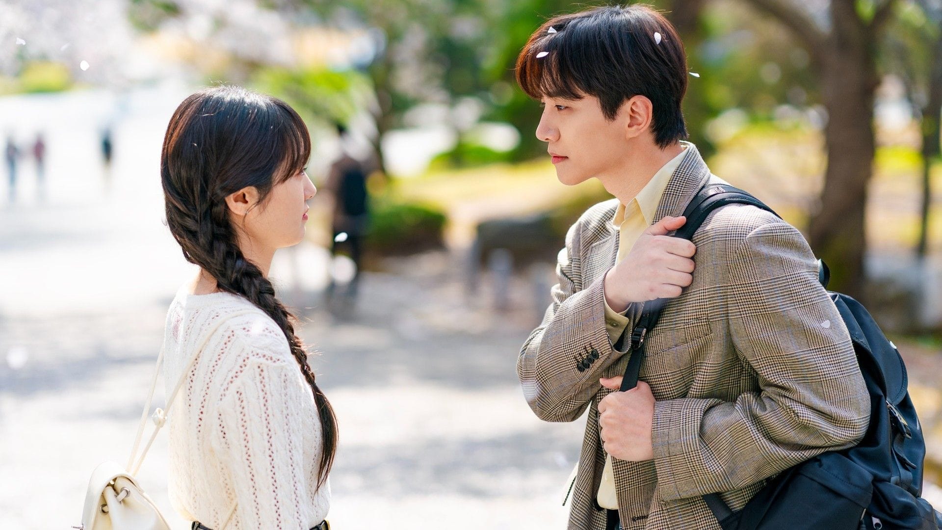 Still from Cashero (Image via X/@NetflixKR)