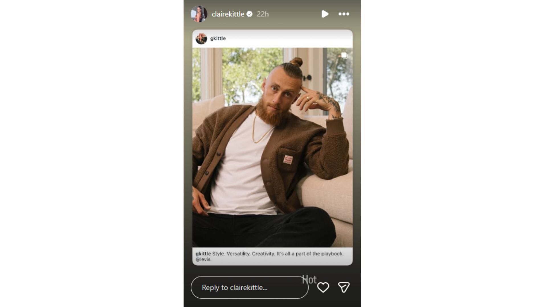 Reakcia Claire Kittle na manžela, Georgove fotografie. (Kredit: @clairekittle)