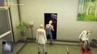 Push Slim Shady into the mirror (Image via IO Interactive