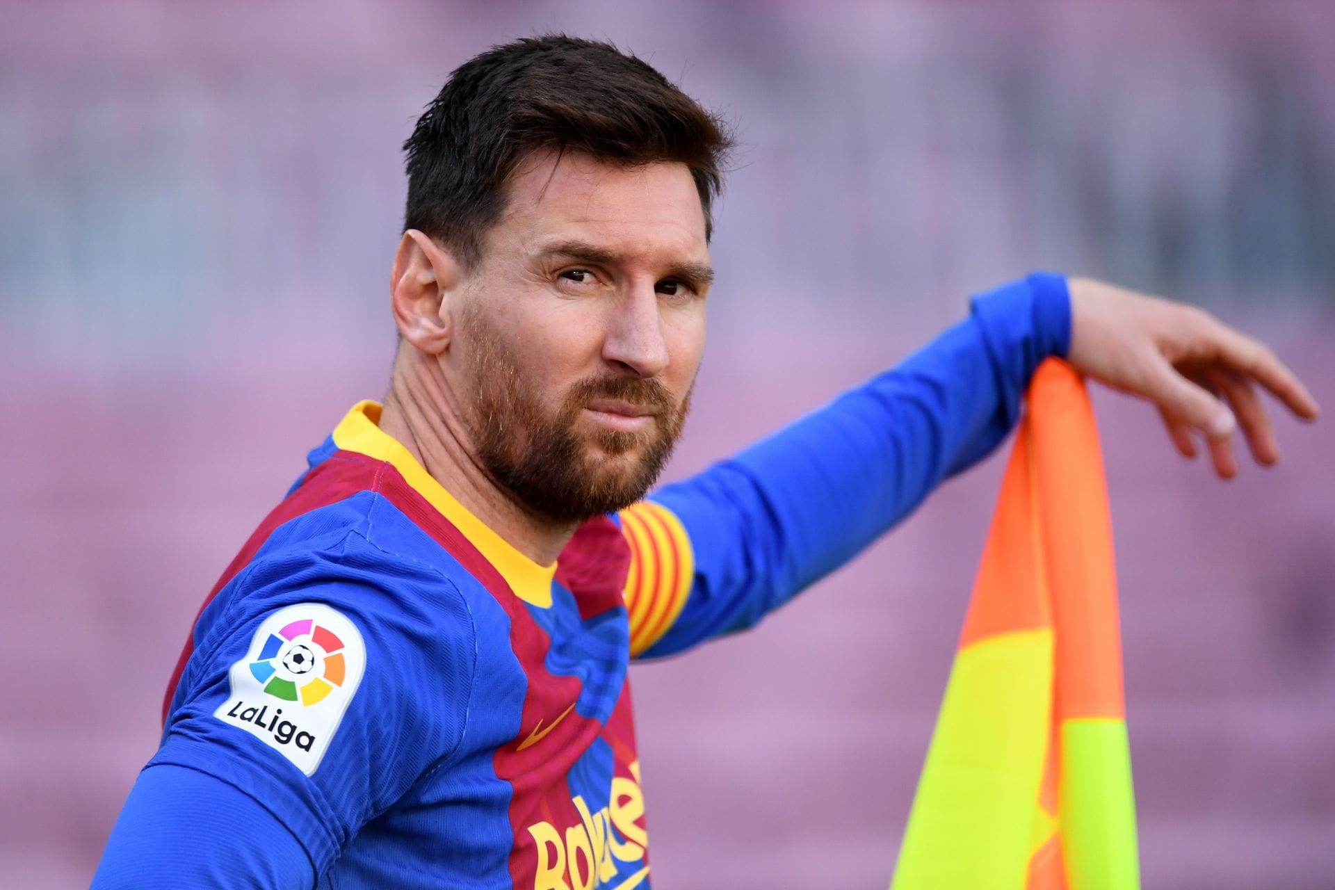 “Those decisions are usually made when people aren't around" - Barcelona director addresses query about Lionel Messi's potential return