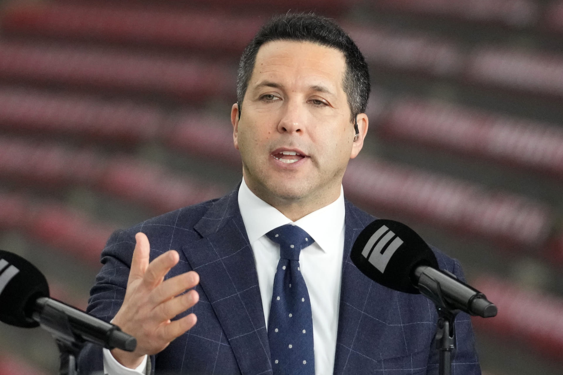 Google, ChatGPT or Grok would have saved youâ: NFL fans mock Adam Schefter for getting community noted over fake Christian McCaffrey achievement list
