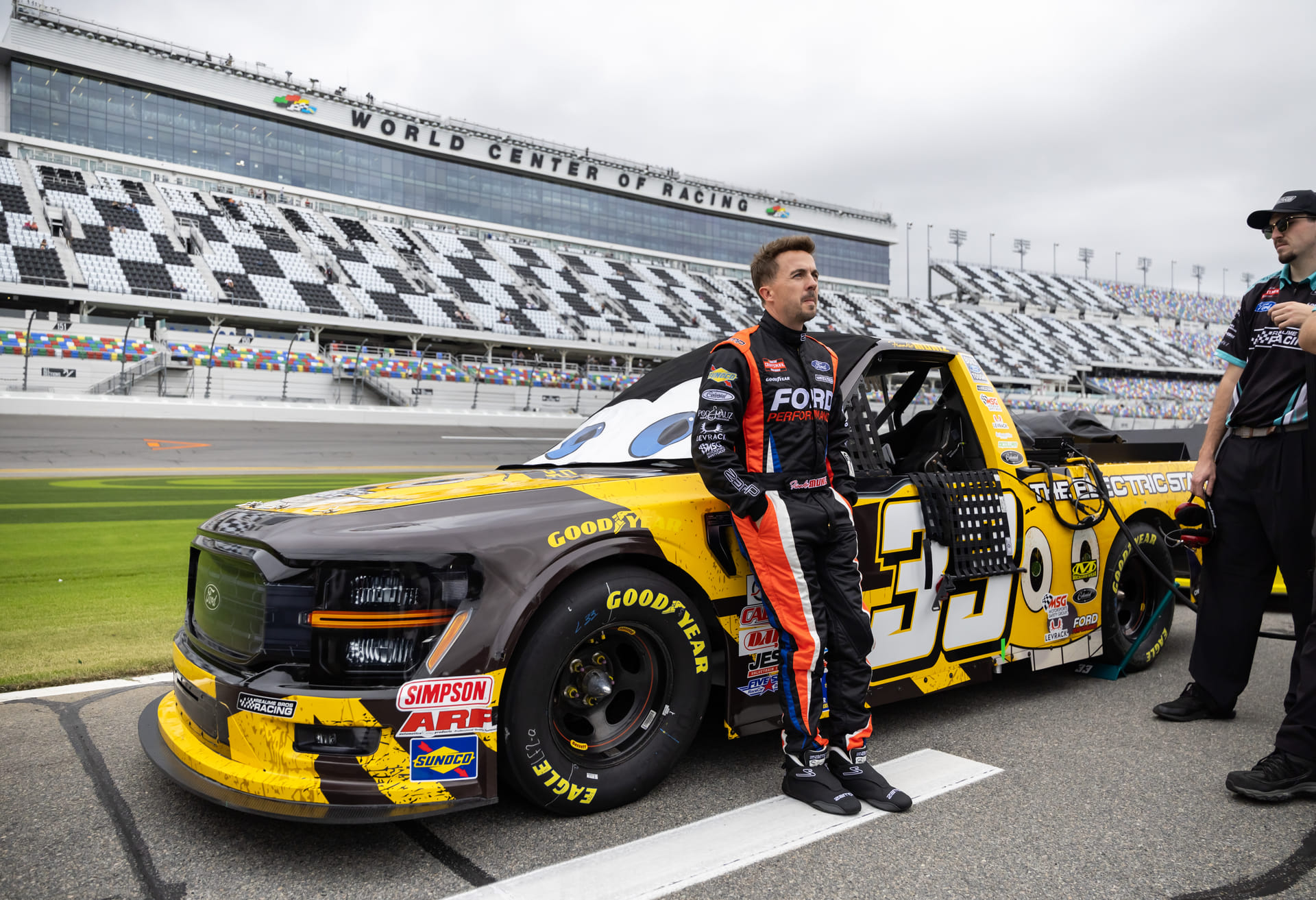 Social media incredibly helped Golden Globe nominee Frankie Muniz to secure Daytona sponsor