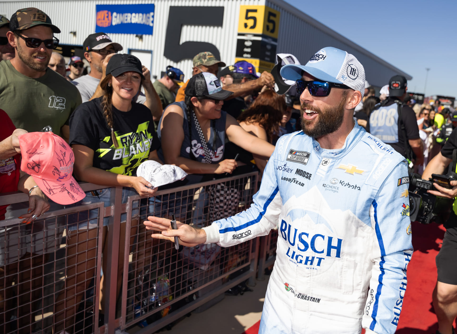 Ross Chastain drops three word reaction as Trackhouse star joins JAR for four races