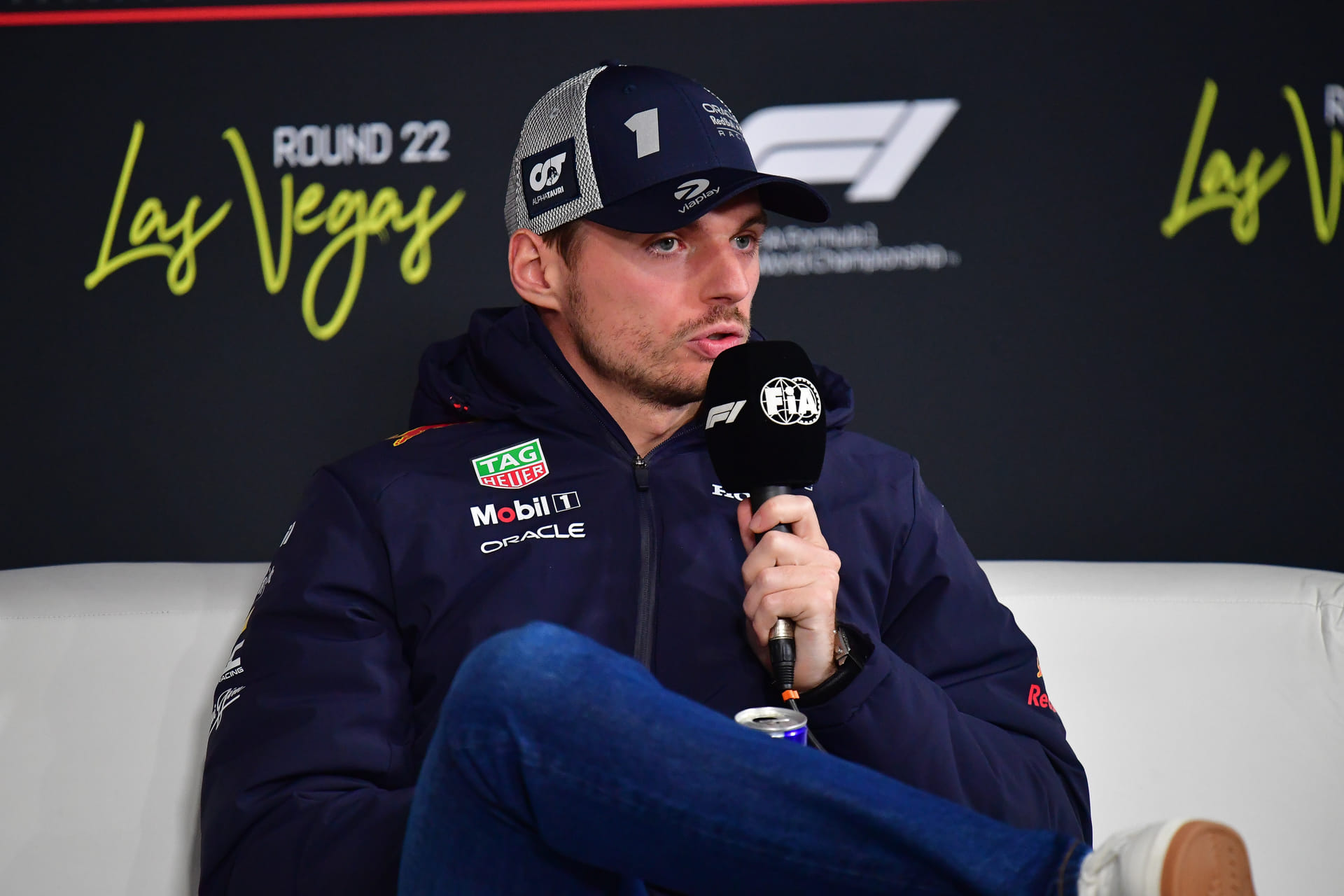 “Max Verstappen is scared to be smoked by Kyle Larson”: Fans react as Red Bull F1 star refuses to race in NASCAR
