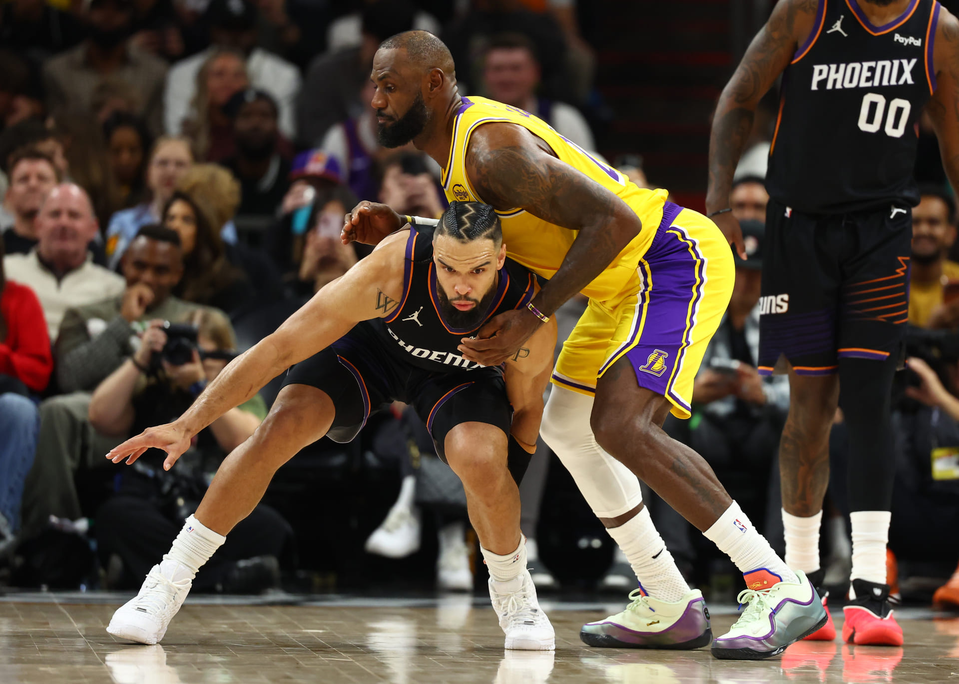 "LeBron James for Dillon Brooks Trade Gonna Hit Like Crack": Lakers Fans Go Bonkers as Franchise Sets Sight on Suns' Defensive Demon