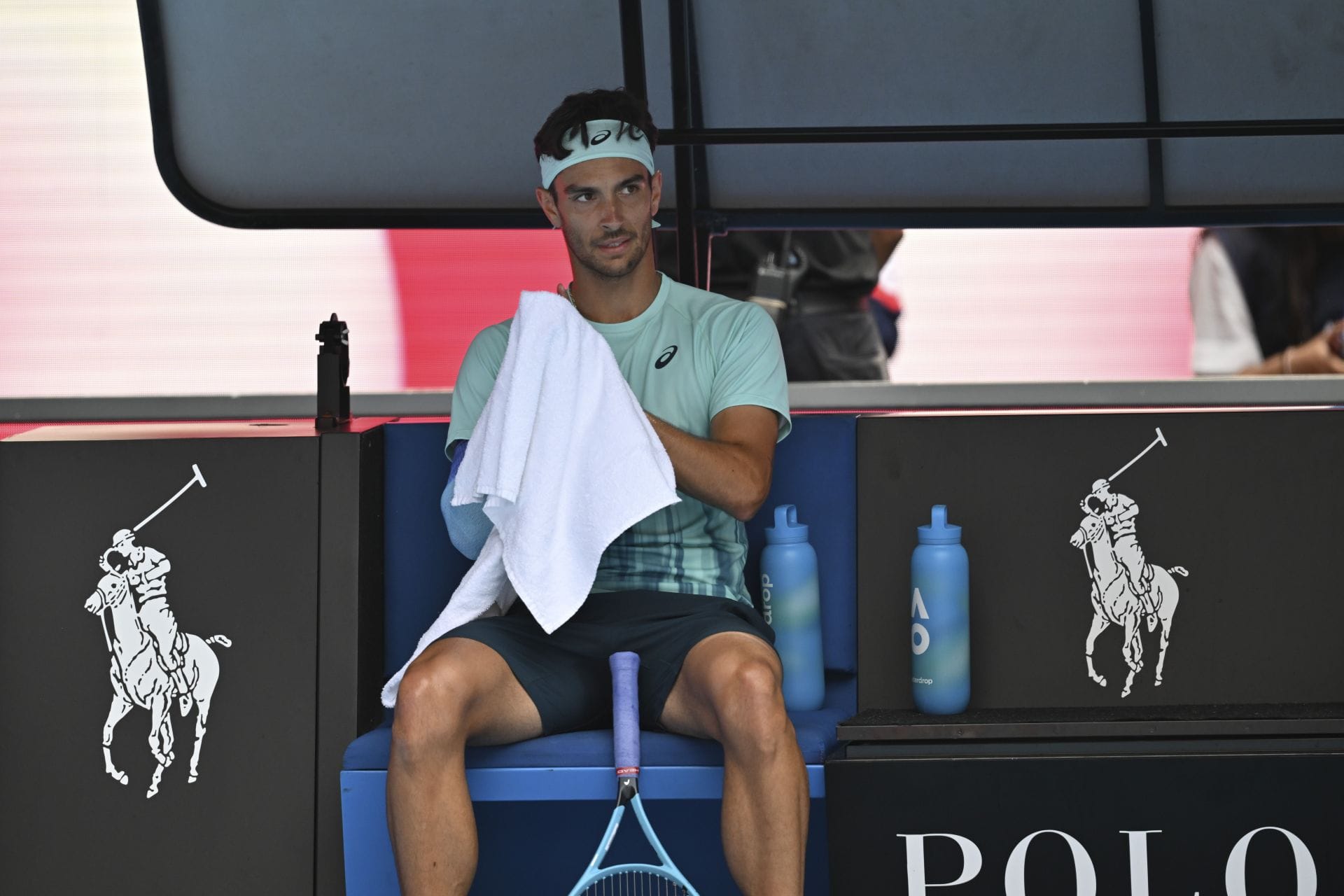 Andre Agassi's ex-coach bluntly questions Lorenzo Musetti's retirement decision while leading vs Novak Djokovic in Australian Open QF