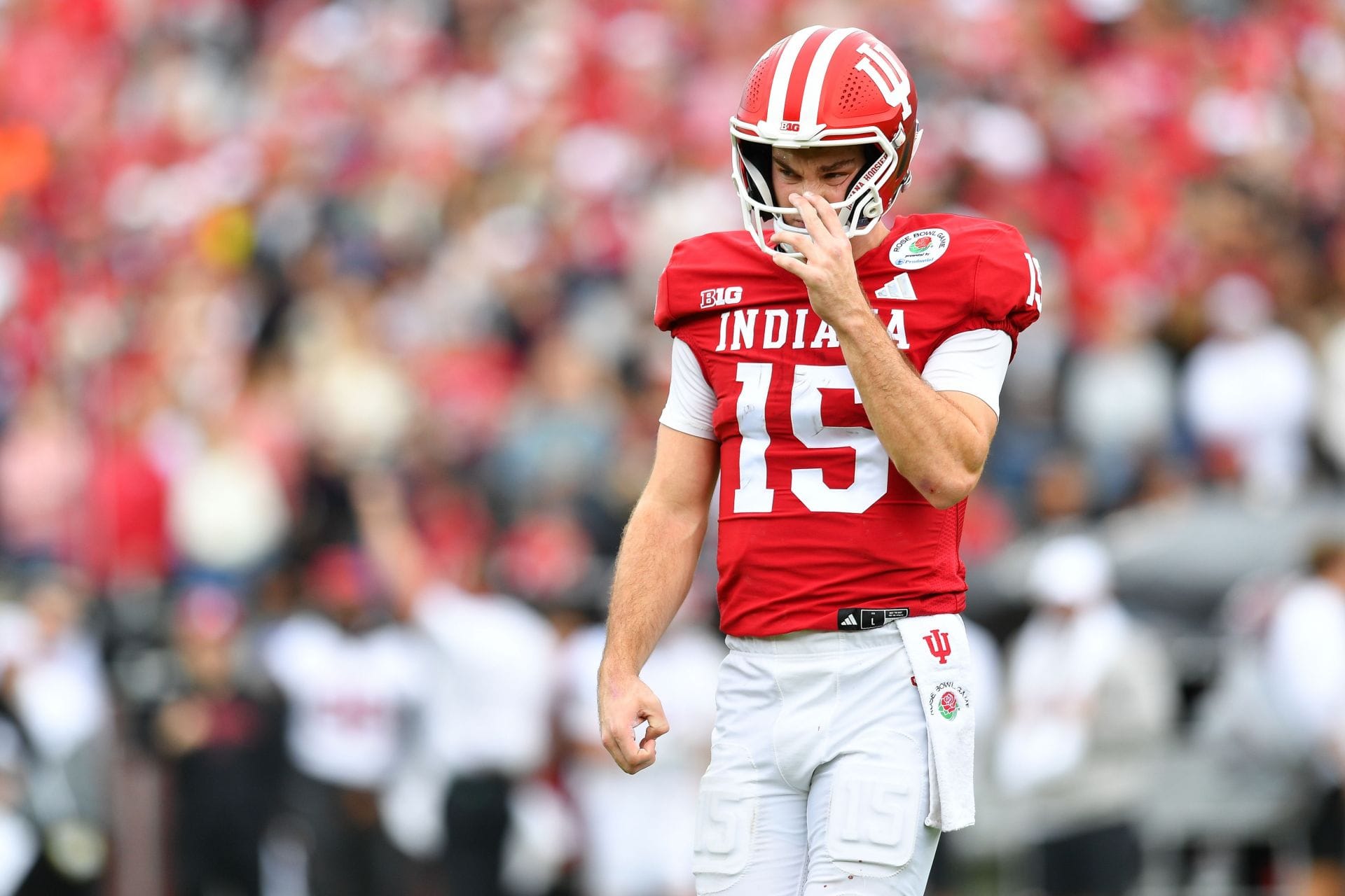 VYŠŠIE FUTBAL: Indiana QB Fernando Mendoza – Zdroj: Getty