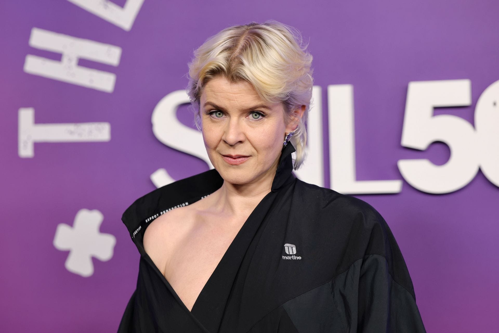 Robyn opens up about her hatred for Elon Musk, claiming it started when SpaceX CEO "put a Tesla in space with a David Bowie song on it"