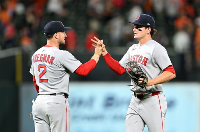 Alex Bregman (L), Roman Anthony (R)