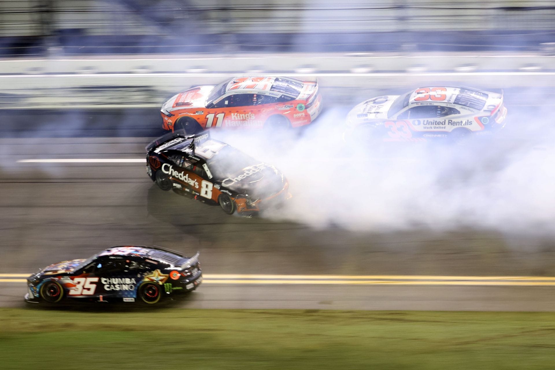 “Kids these days”: Kyle Busch bashes Noah Gragson for ramming and subsequent crash at EchoPark Speedway