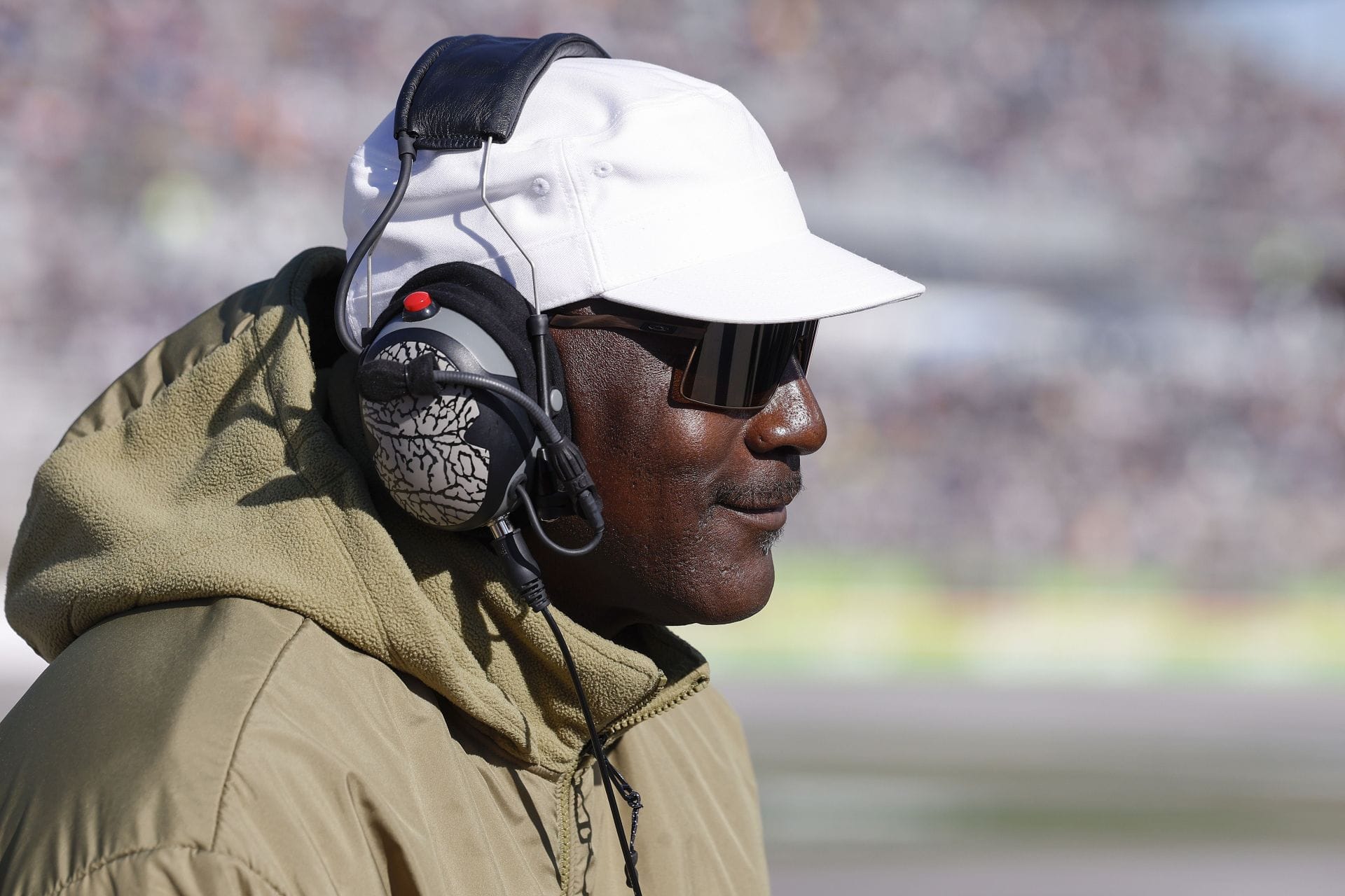 Kenny Wallace makes bold claim: “Michael Jordan is saving NASCAR”