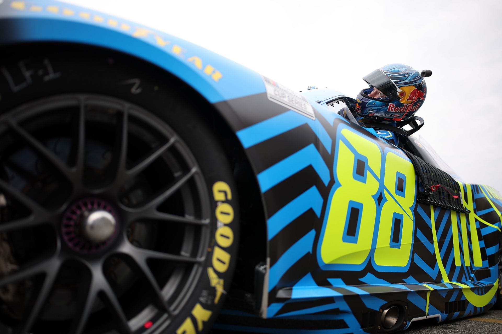 Connor Zilisch’s dad Jim reveals the powerful tribute behind son’s special Daytona 500 helmet ahead of NASCAR Cup rookie season&nbsp;