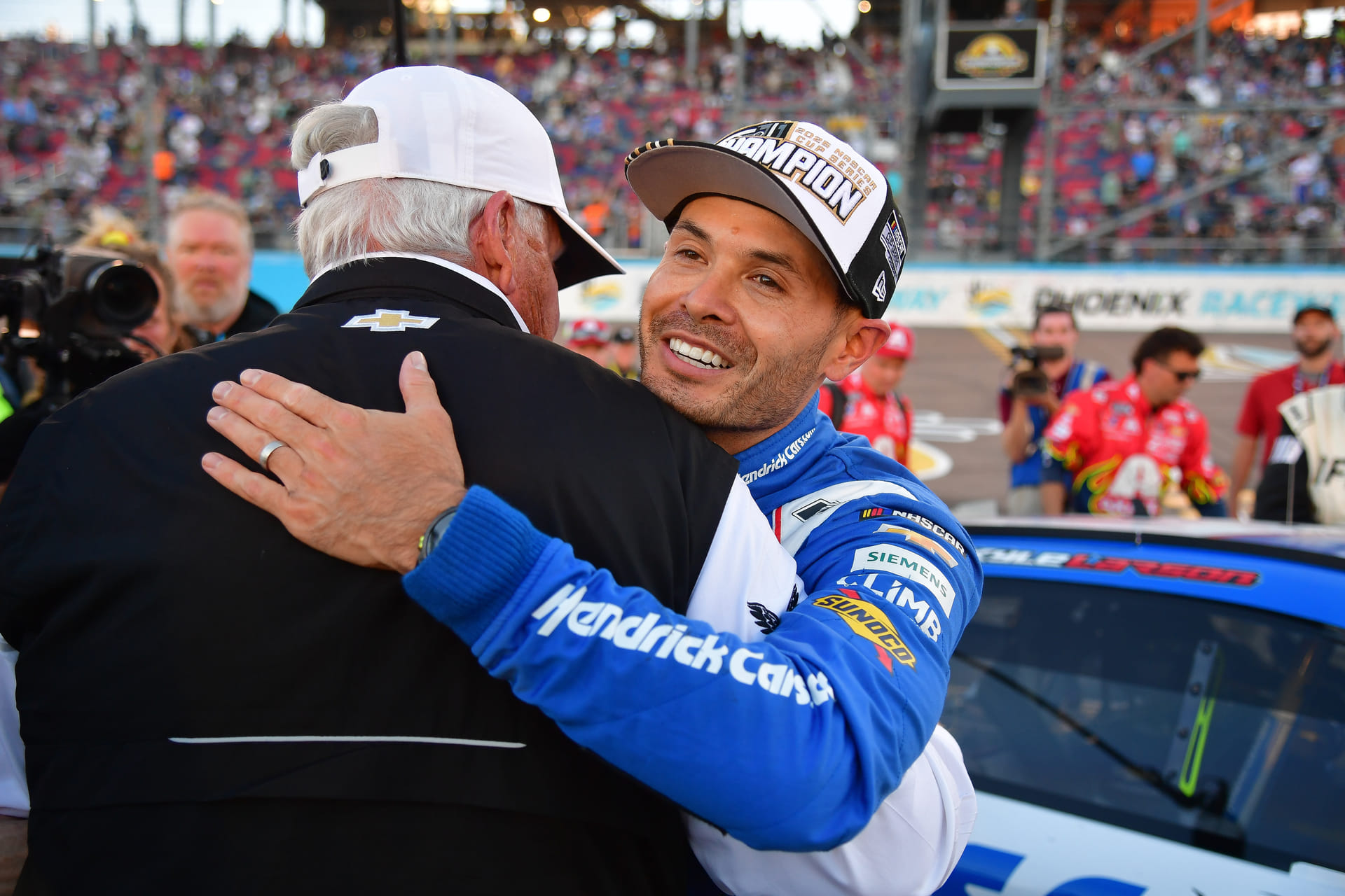 Rick Hendrick admits his "mistake" in Kyle Larson's delayed contract signing with HMS