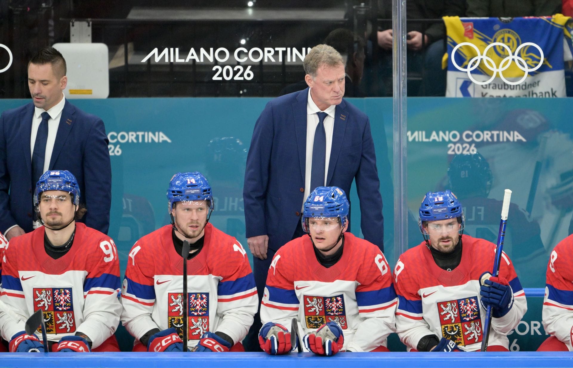 Fans troll Czechia HC Radim Rulik for alleging biased officiating in favor of Canada: “Counting wasn’t his strongest attribute”