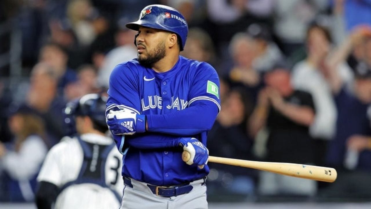 Blue Jays News: Anthony Santander Surgery Update: Blue Jays skipper ...