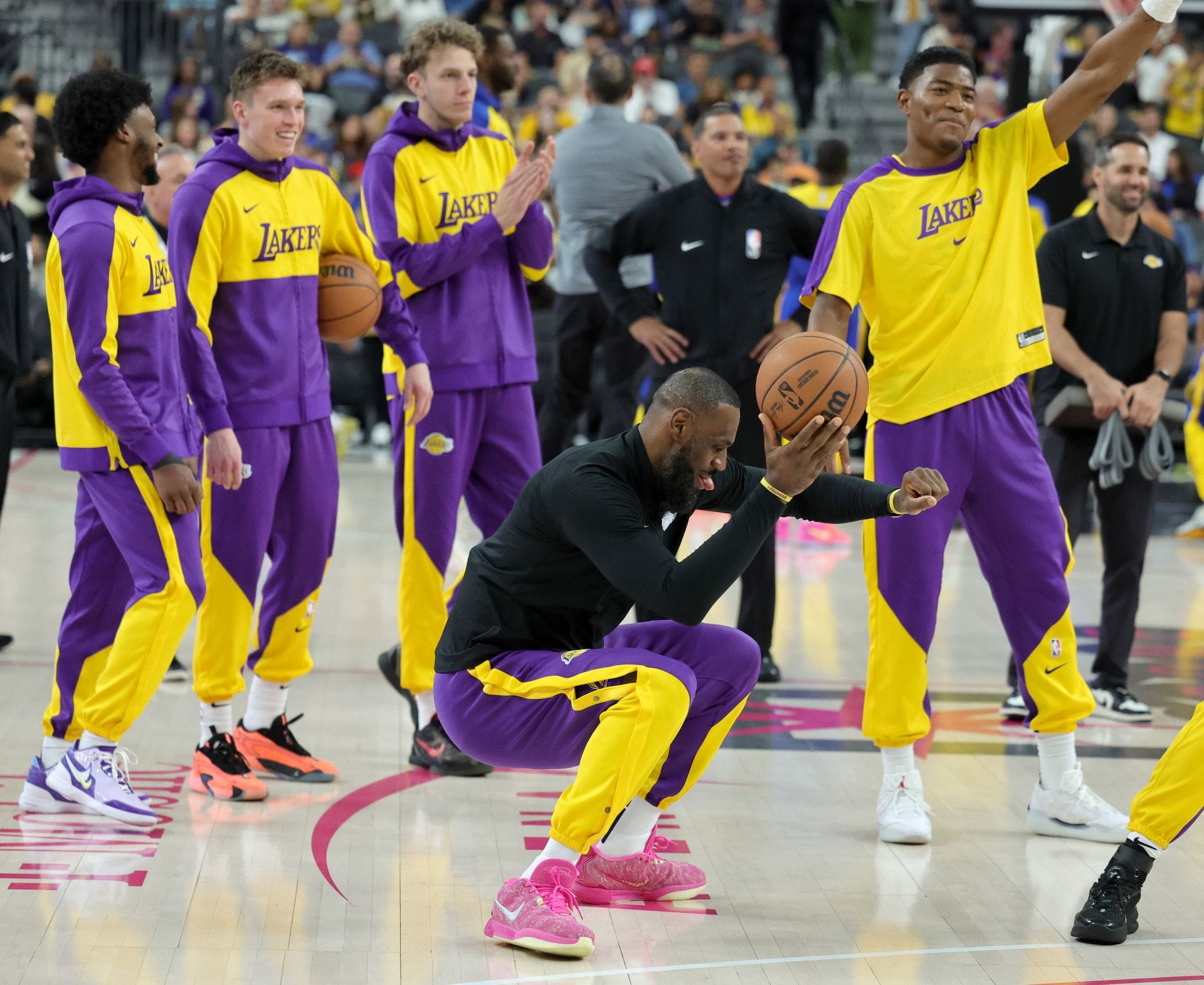 "Was he on something?" - Fans lose it as LeBron James activates 'creepy' mode with wild dance moves before Mavericks game