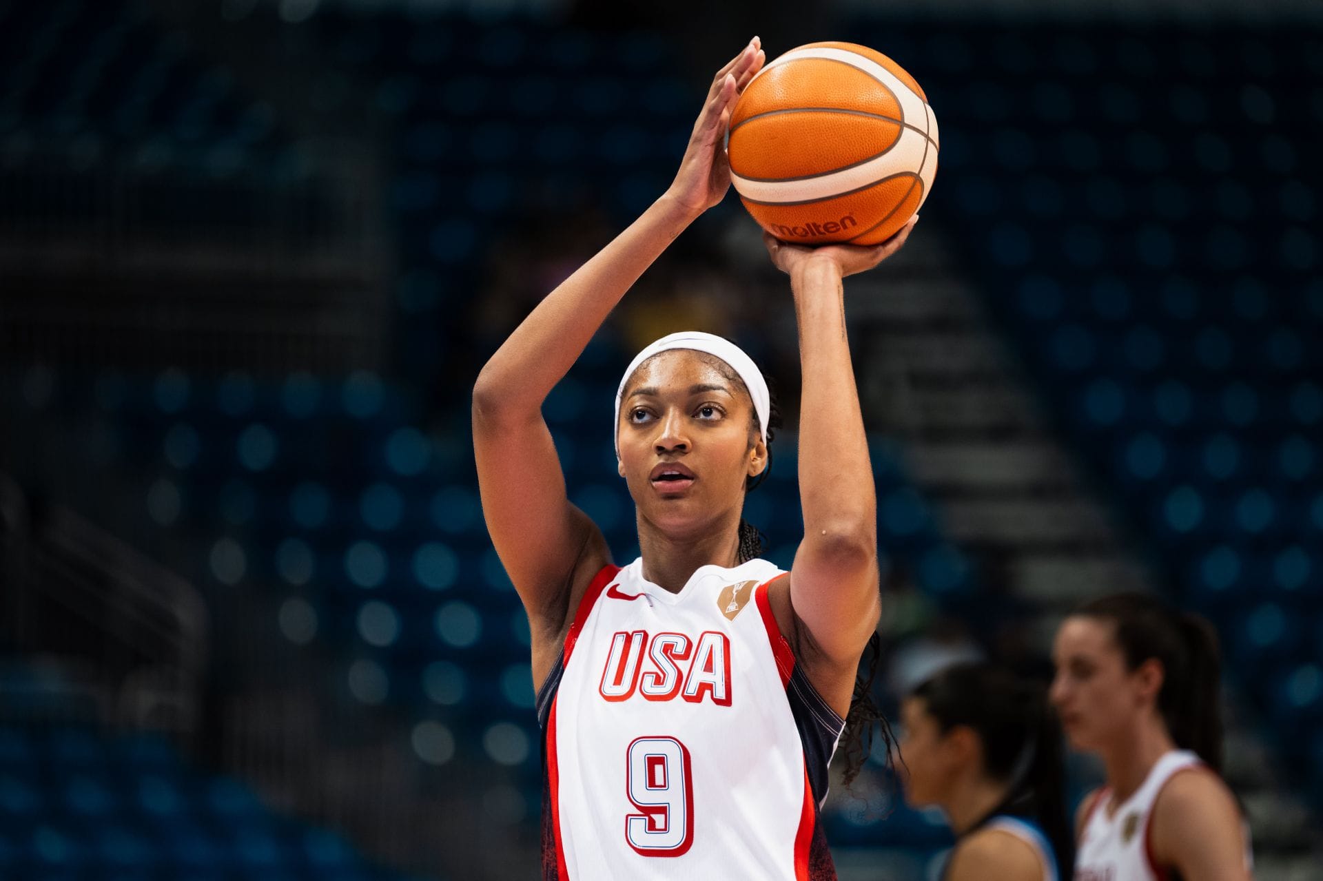 "She reminds me of Dennis Rodman" - WNBA Fans Hyped Over Angel Reese's Two-Way Dominance With Monster Block in USA’s FIBA Qualifiers Victory