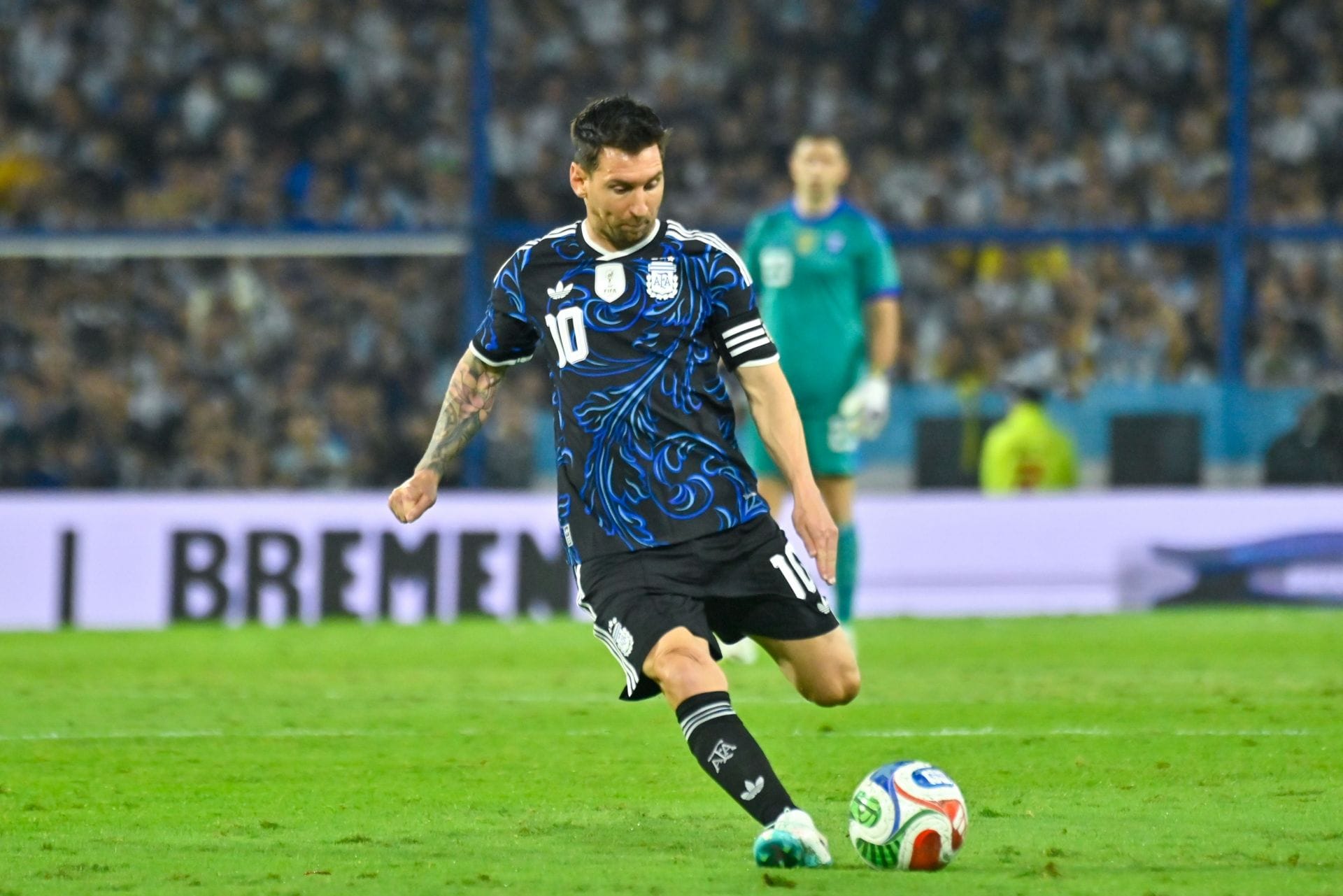 "I told him that I hope he never retires" - Mauritania coach reveals conversation with Lionel Messi after clash against Argentina