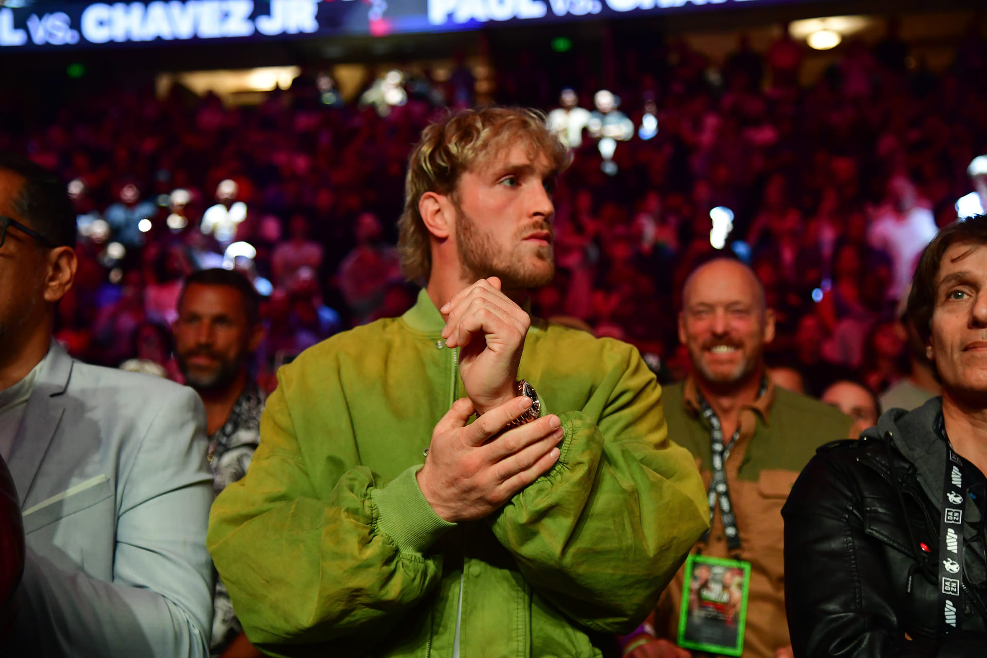 "Cooked that bum" "Tom Brady tried to warn him": NFL fans rip Logan Paul after Saquon Barkley jukes WWE star 