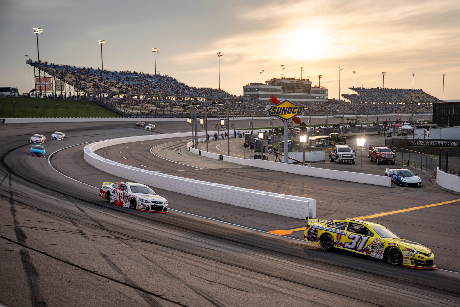 “They are bringing eyes”: NASCAR insider weighs in on Cleetus McFarland’s ally Squirrel McNutt’s incredible ARCA run 