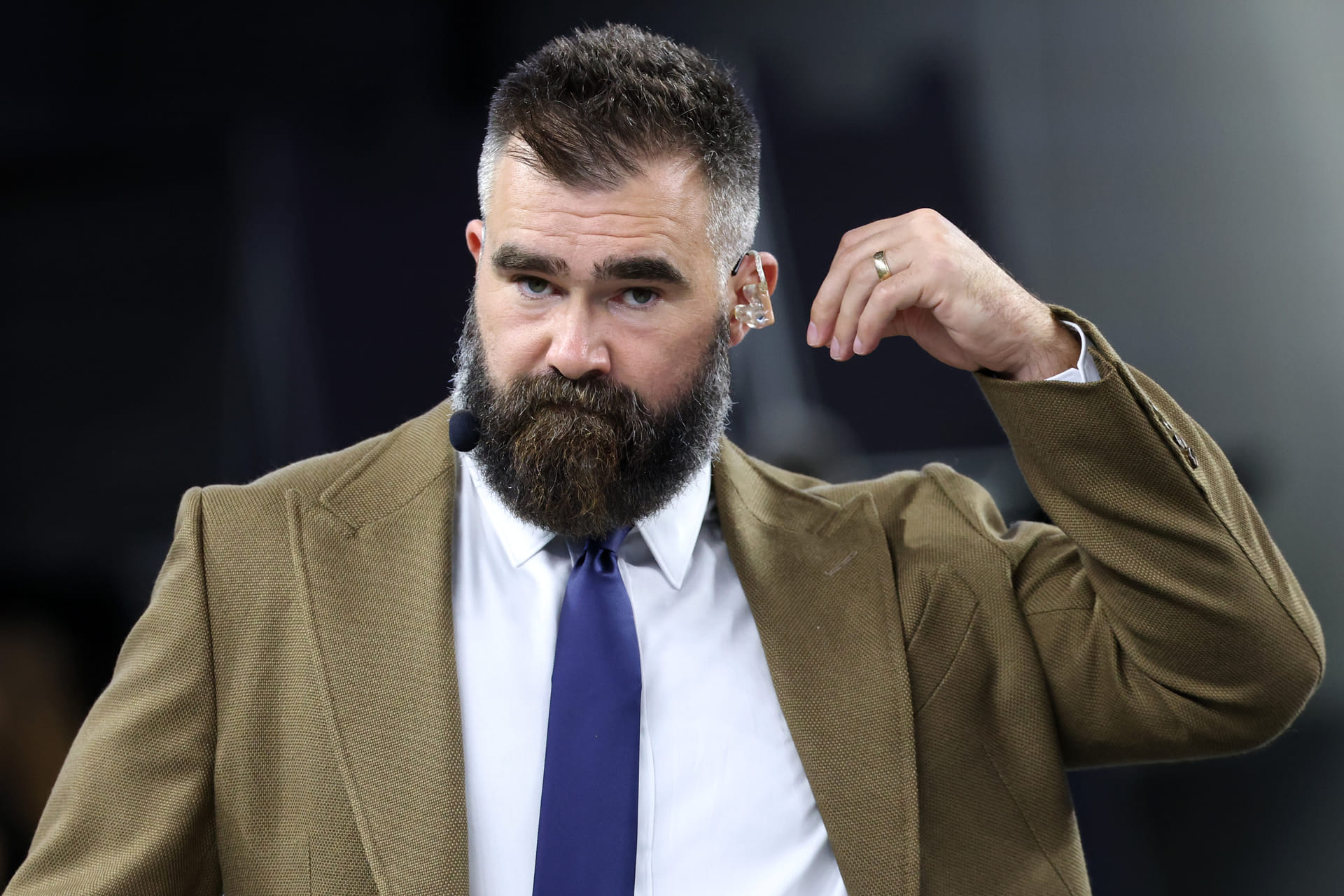 “No idea if they’re any good”: Jason Kelce makes surprising Final Four picks despite admitting uncertainty about teams’ form this season
