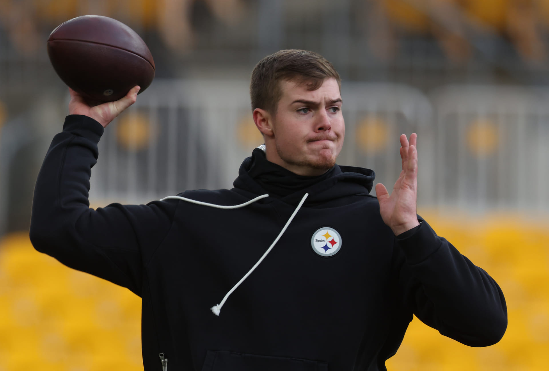 “That would be a disaster”: Steelers insider doesn't mince words on Mike McCarthy snubbing Will Howard for 28 TD QB in 2026 NFL Draft