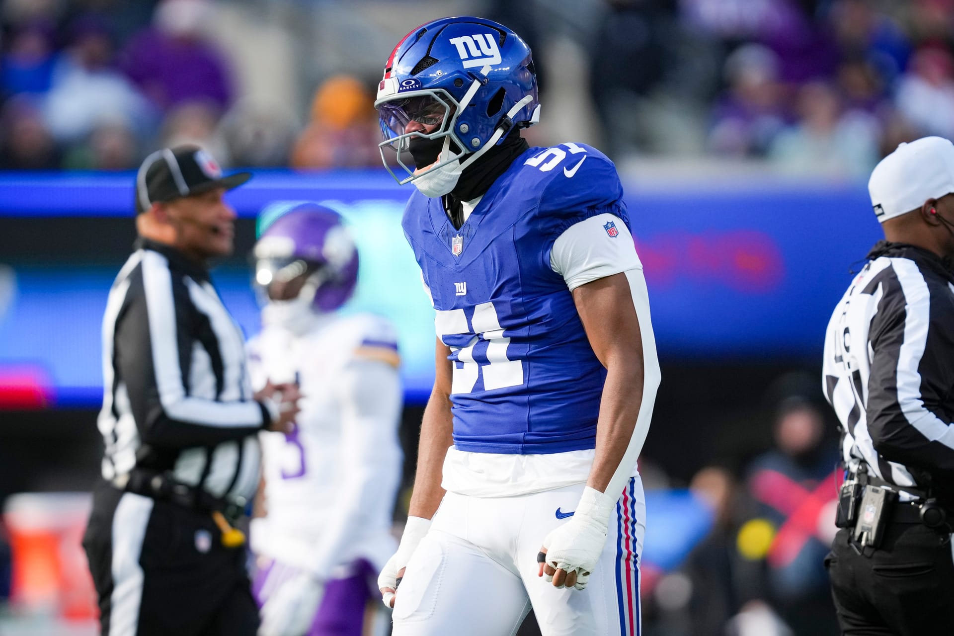 "For the amount of pressures he has": NFL fans troll Abdul Carter for swapping jersey number to 3 for 2026 season