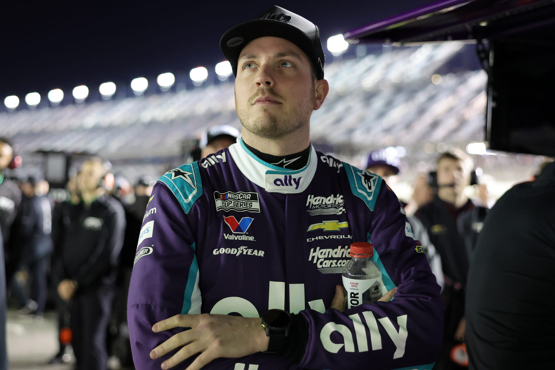 “It came out of nowhere”: HMS president opens up on Alex Bowman’s vertigo diagnosis, rules out concussion-related issue&nbsp;