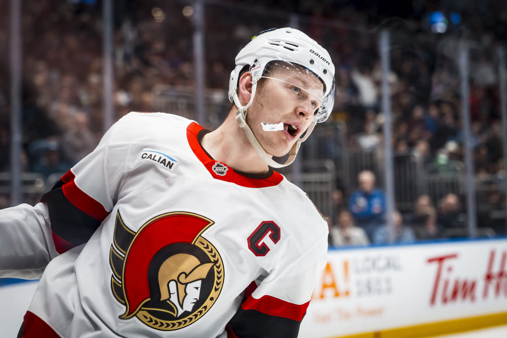 "This heals my soul": NHL fans react as Brady Tkachuk gets slapped by Yanni Gourde in retaliation to Senators captain's cross-check