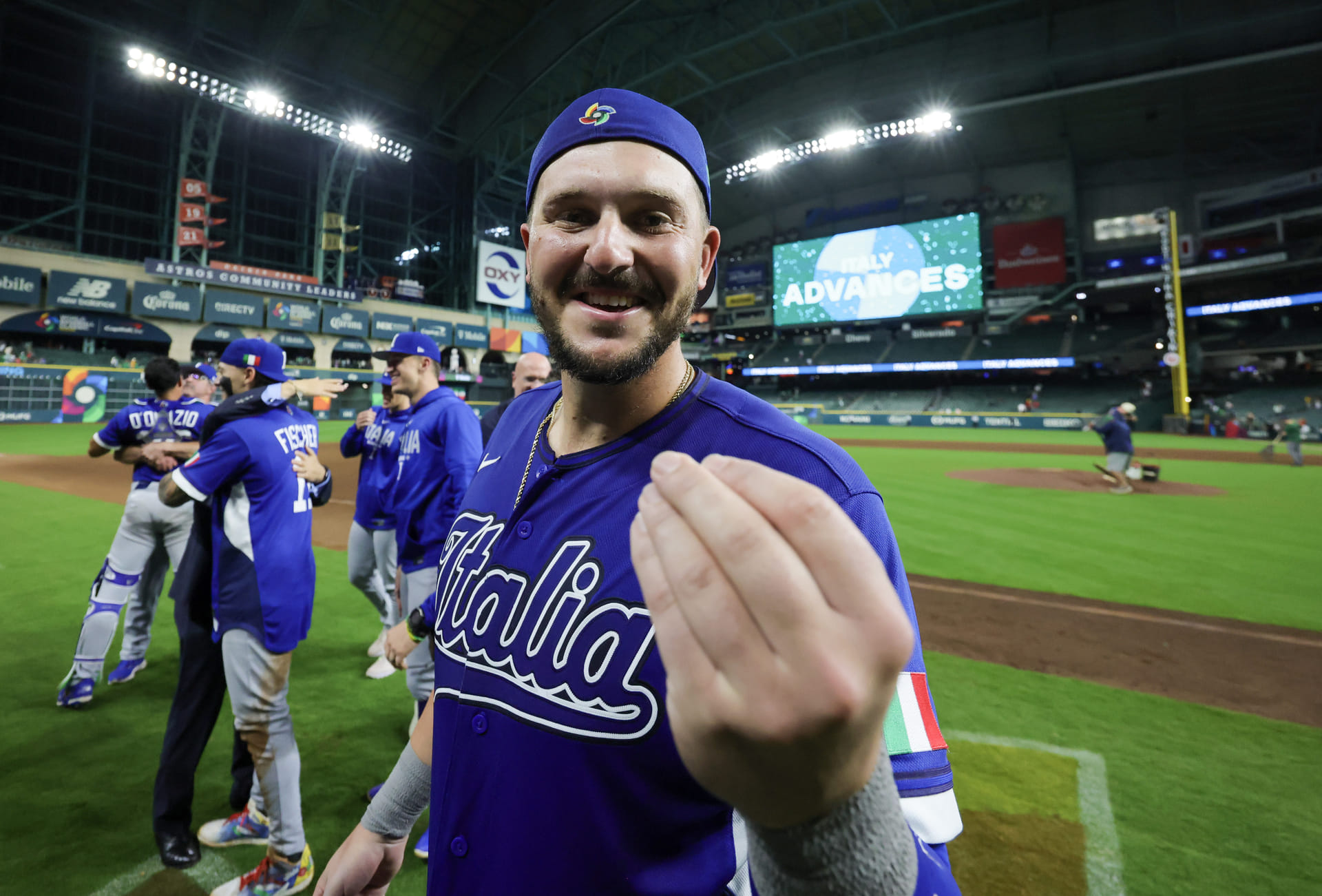 Vinnie Pasquantino fires back at critics “upset” over his decision to represent World Baseball Classic Team Italy despite U.S. roots