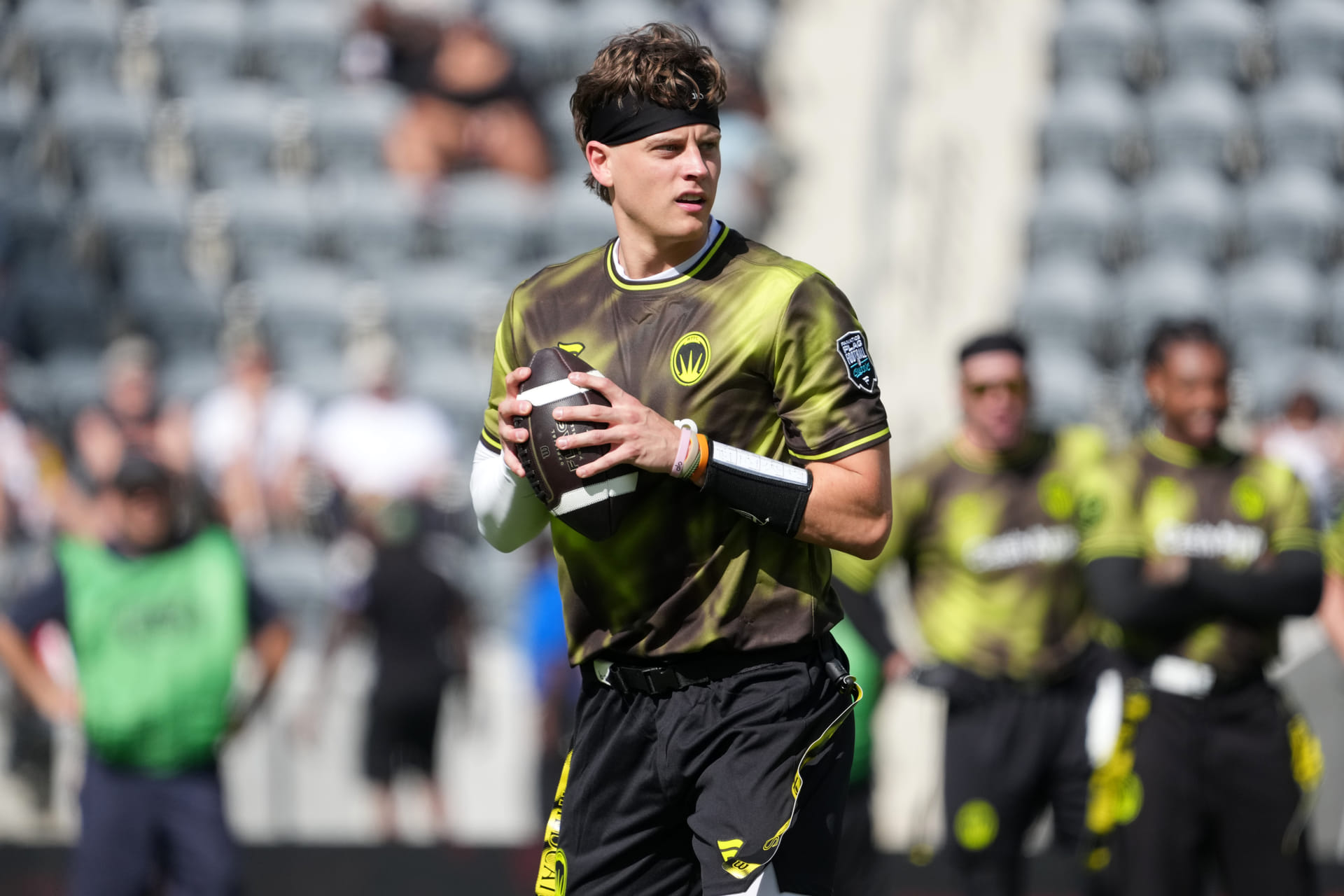 Joe Burrow urged to join Steelers by 2x Super Bowl champion as Ben Roethlisberger terms move as “pipe dream”