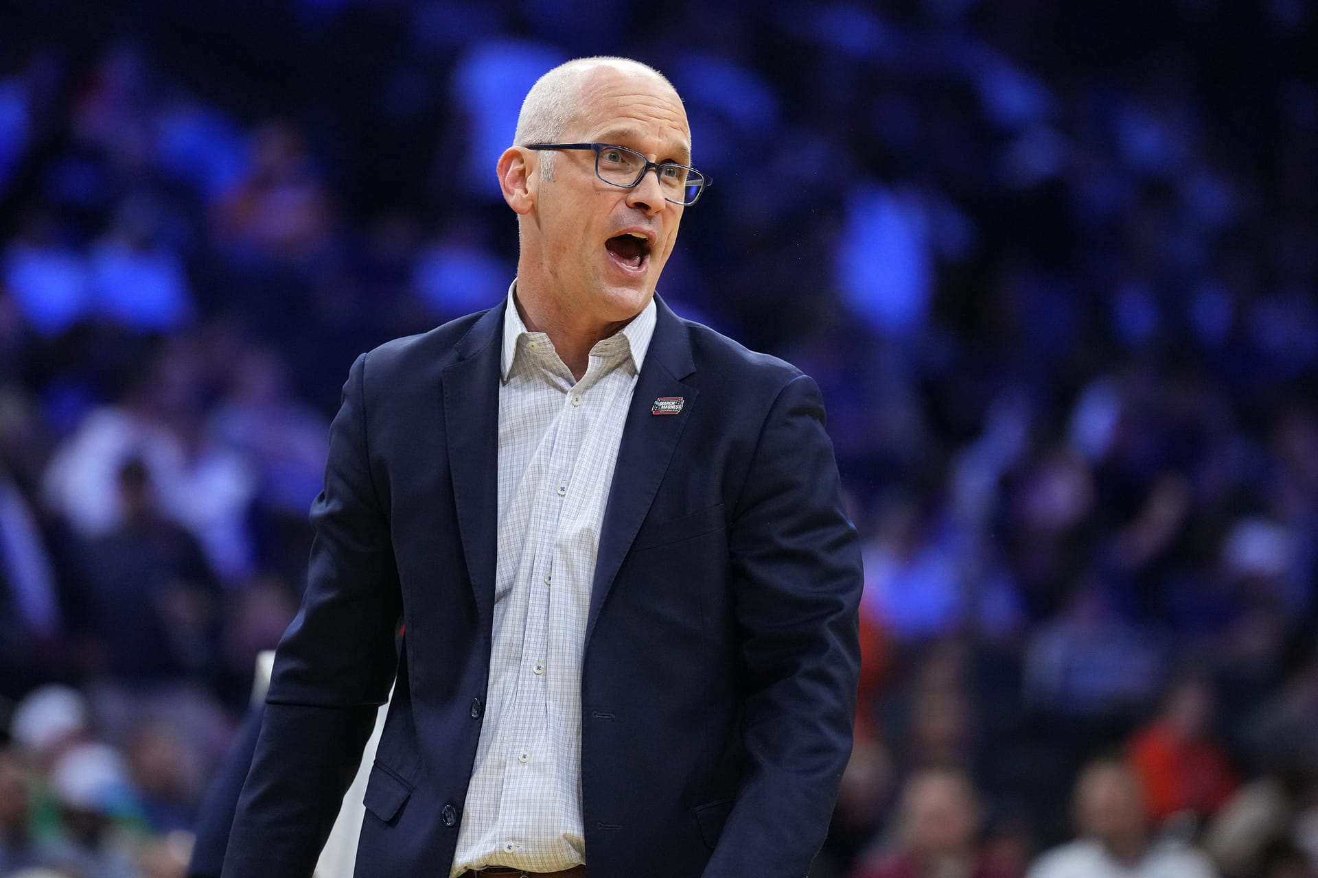 UConn's Dan Hurley floated as next UNC HC candidate amid calls to fire Hubert Davis after Tar Heels' shocking loss to VCU 