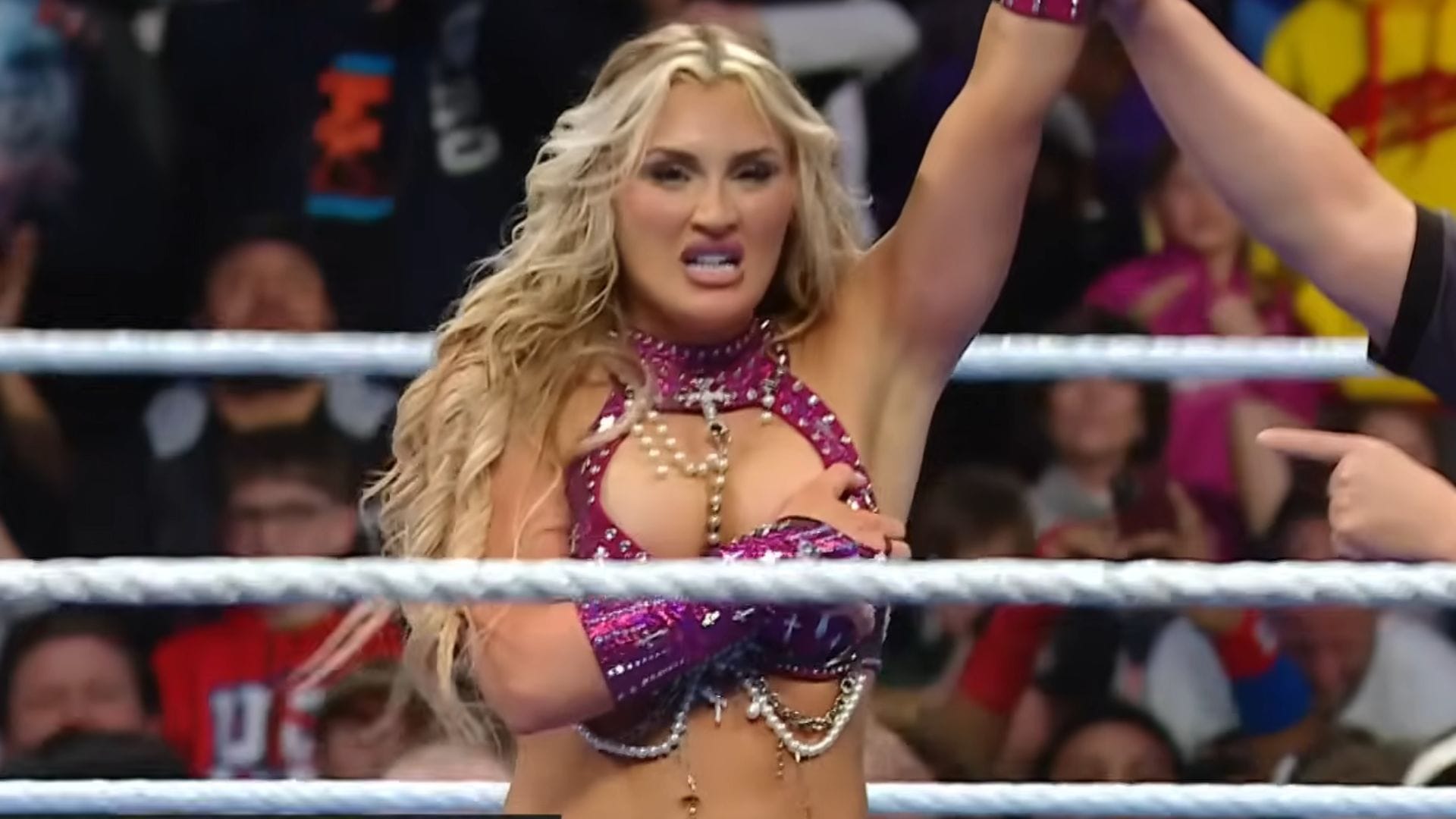 "My lover boy" - Tiffany Stratton posts cozy picture with WWE boyfriend