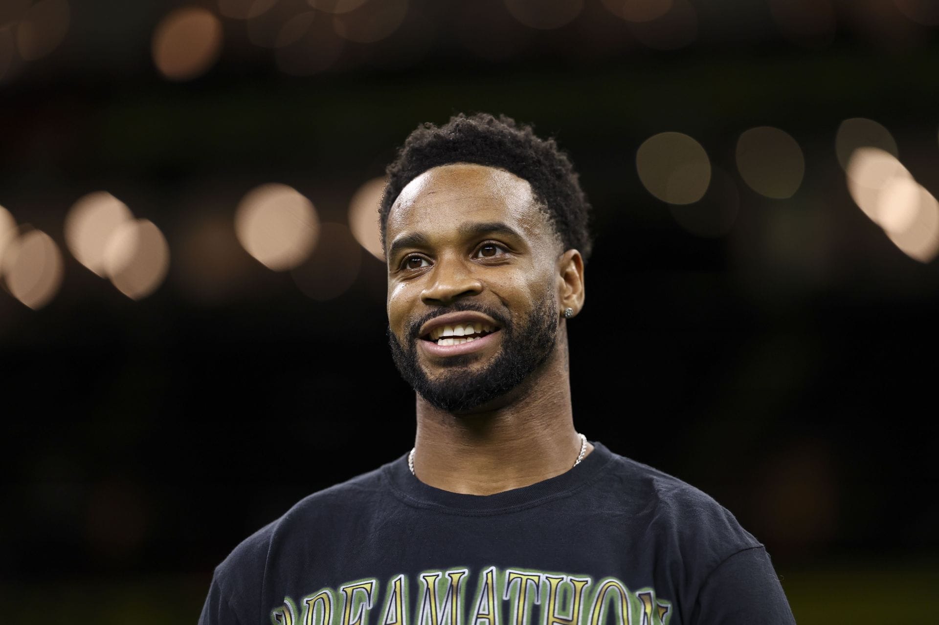 “Interesting self leverage destruction play” “What a loser”: NFL fans rip Darius Slay over resharing Eagles-only remark