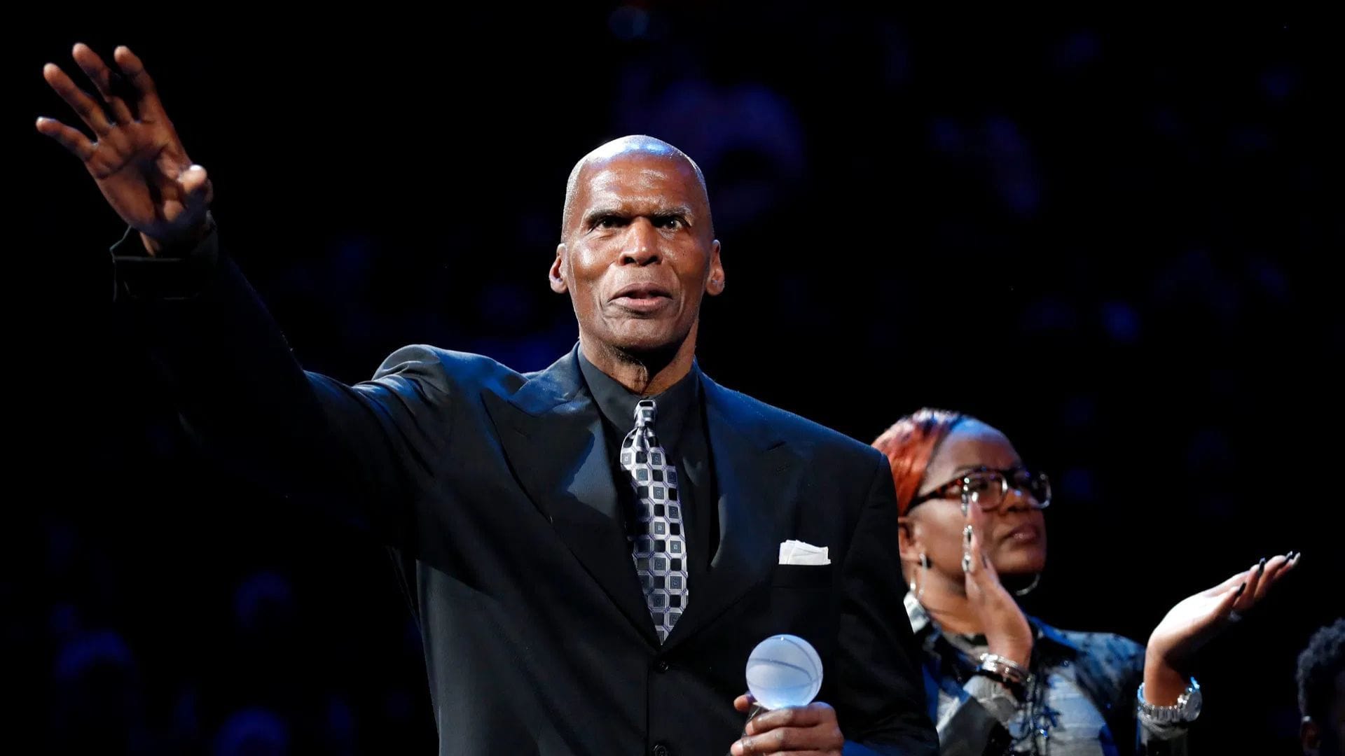 "That's bullsh*t, blasphemy": Robert Parish makes sensational claim on GOAT debate after LeBron James overhauls his record