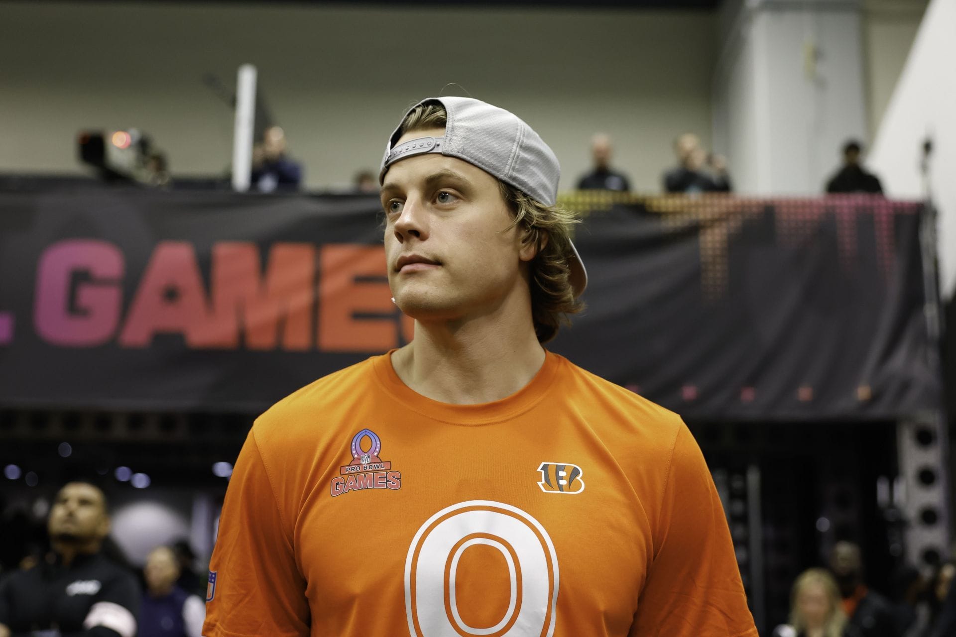 “Please don't go Hollyweird on us” "You can do better": NFL fans react as Joe Burrow parties with Alix Earle, Tate McRae on Oscars night