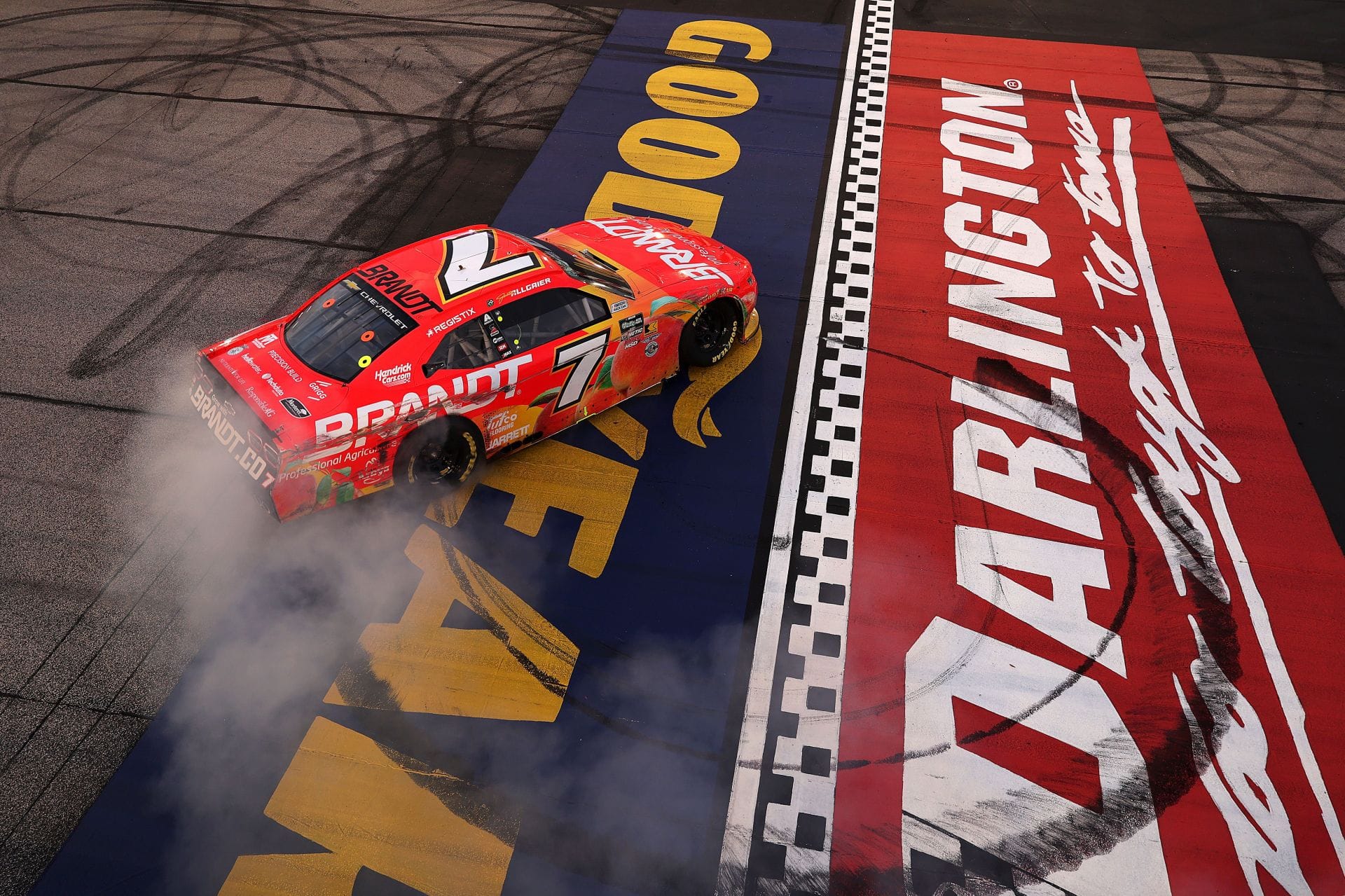 Justin Allgaier fends off NASCAR aces Kyle Larson, Christopher Bell for statement win at Darlington O’Reilly race 