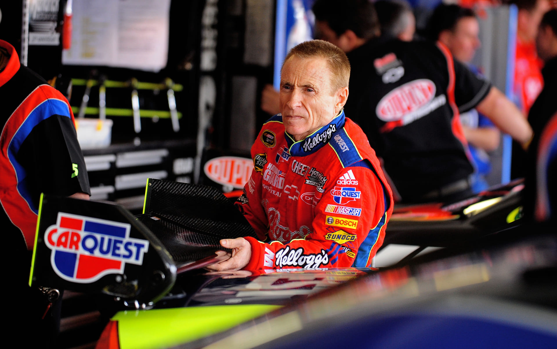 "Such an honor": Mark Martin reflects on iconic moment with Jeff Gordon and Dale Earnhardt Jr.